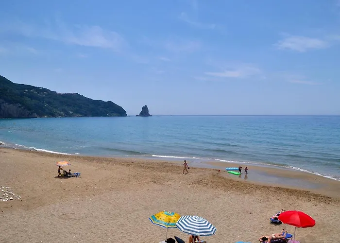 House Letta In A Very Quiet Location In Agios Gordios Beach, Corfu Apartament *