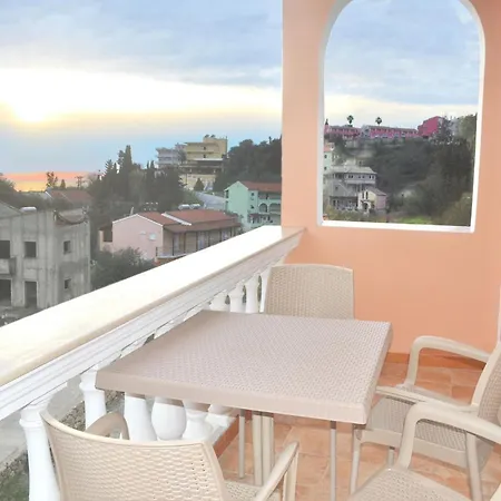 House Letta In A Very Quiet Location In Agios Gordios Beach, Corfu *