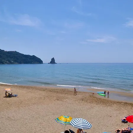 House Letta In A Very Quiet Location In Agios Gordios Beach, Corfu Lejlighed *
