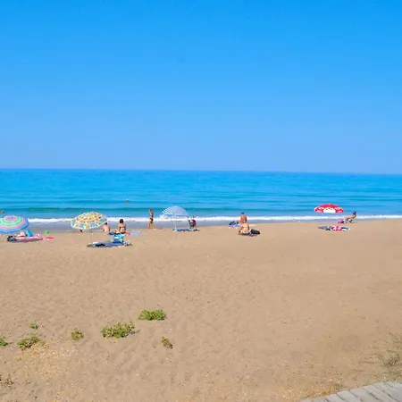 House Letta In A Very Quiet Location In Agios Gordios Beach, Corfu