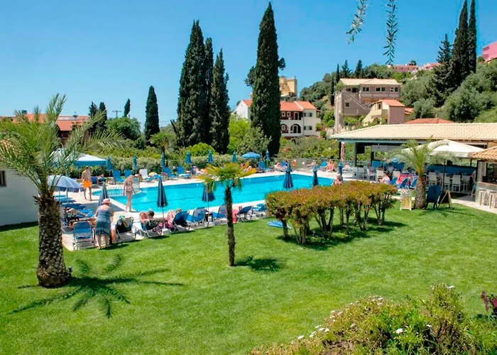 House Letta In A Very Quiet Location In Agios Gordios Beach, Corfu Агиос-Гордиос