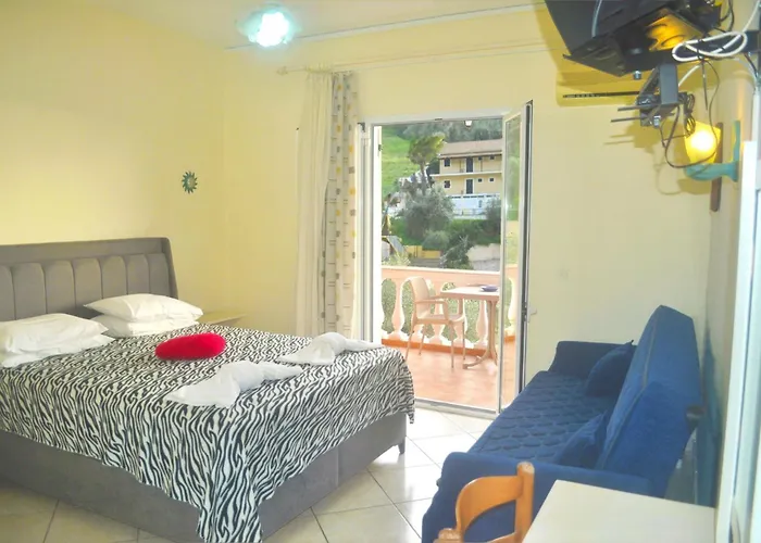 House Letta In A Very Quiet Location In Agios Gordios Beach, Corfu Апартаменты